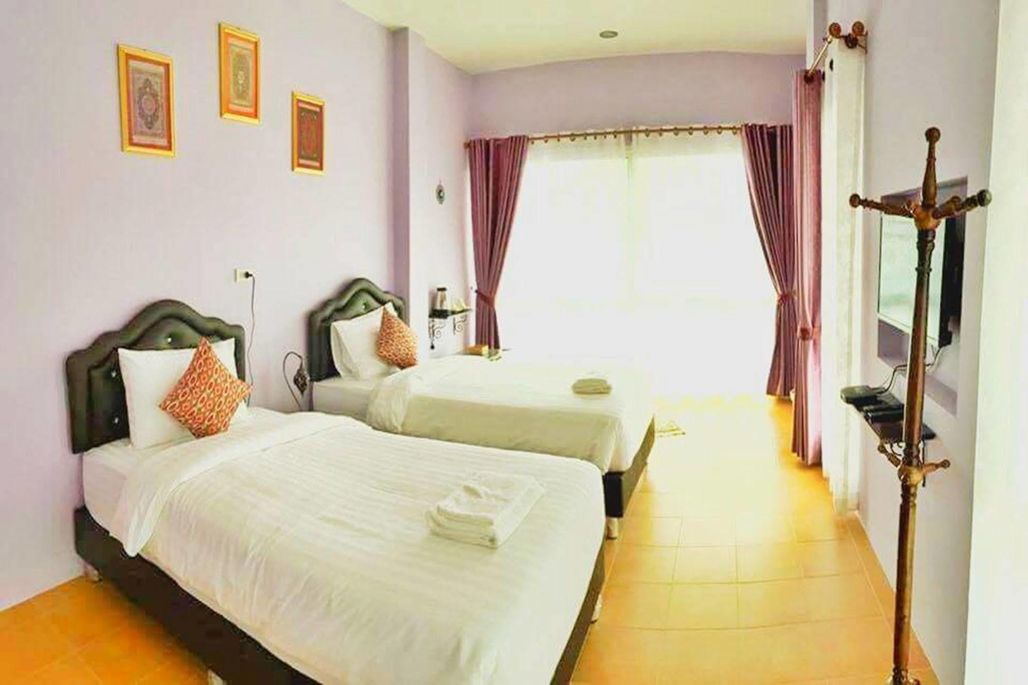 Chowdhury Boutique House Chiang Mai Extérieur photo